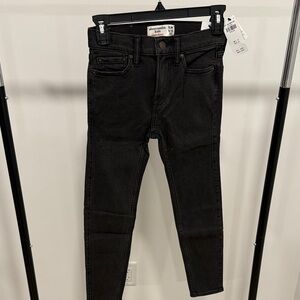 Abercrombie Kids Black Super Skinny Jeans NWT size 9/10 slim